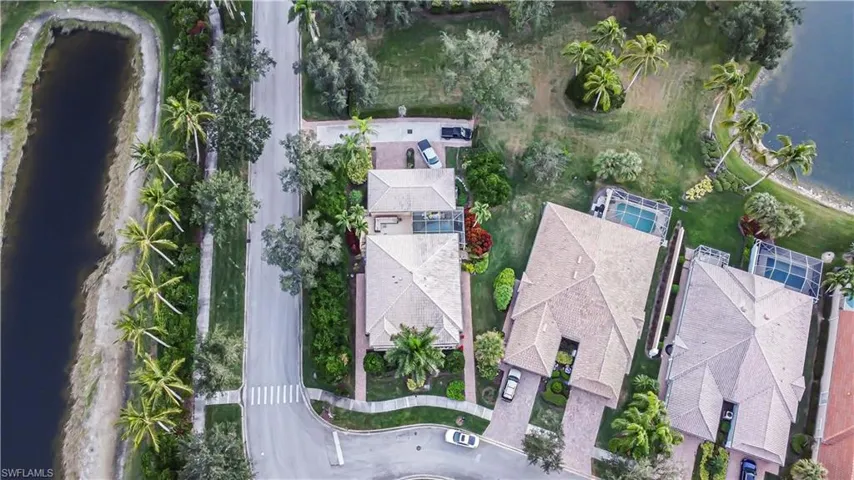 7201  Bellini  WAY, Naples, FL 34114