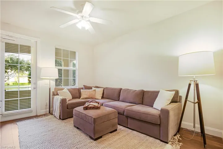 7201  Bellini  WAY, Naples, FL 34114