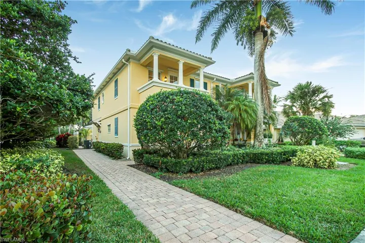 7201  Bellini  WAY, Naples, FL 34114