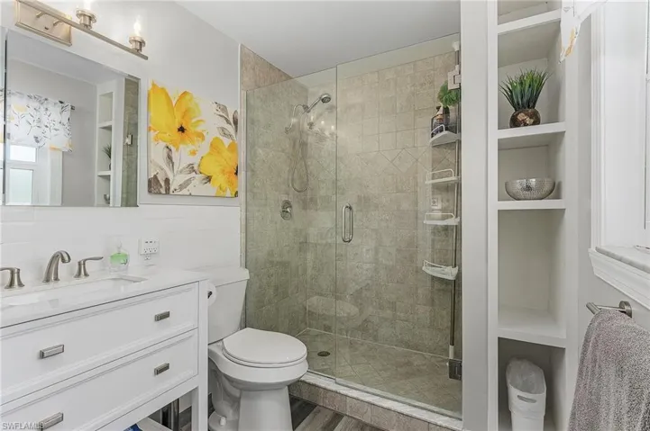 Newly remodeled Master Bath.