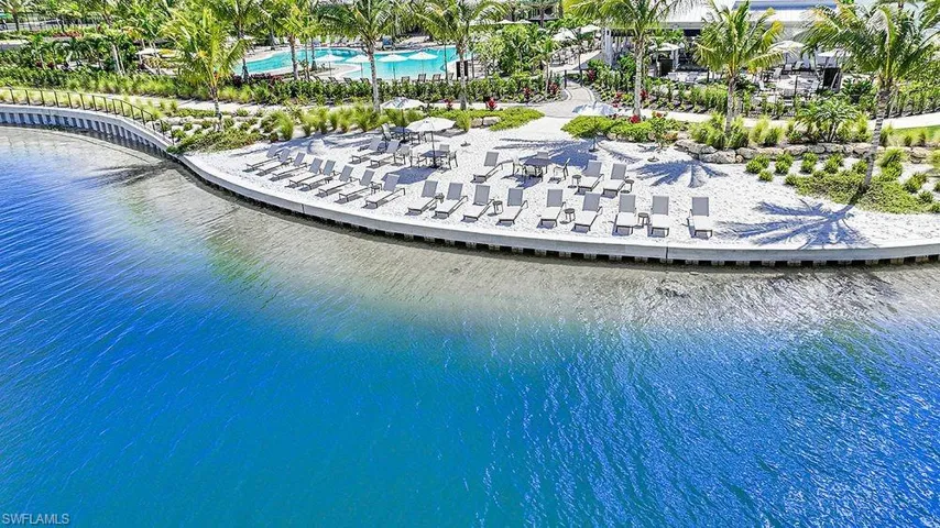 Esplanade Lake Club Condos