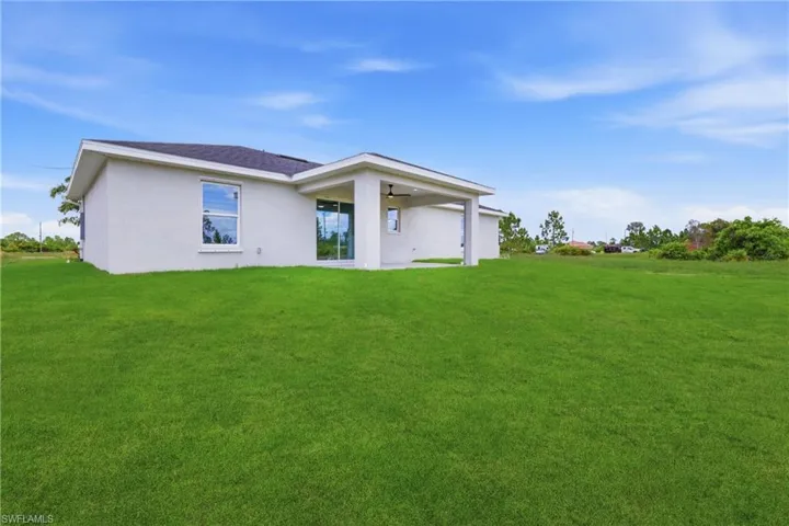 836 Newell St E, Lehigh Acres, Florida 33974