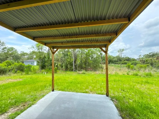 537 Greenbriar Blvd, Lehigh Acres, Florida 33972