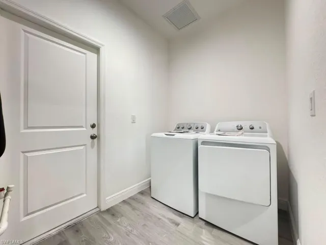 537 Greenbriar Blvd, Lehigh Acres, Florida 33972