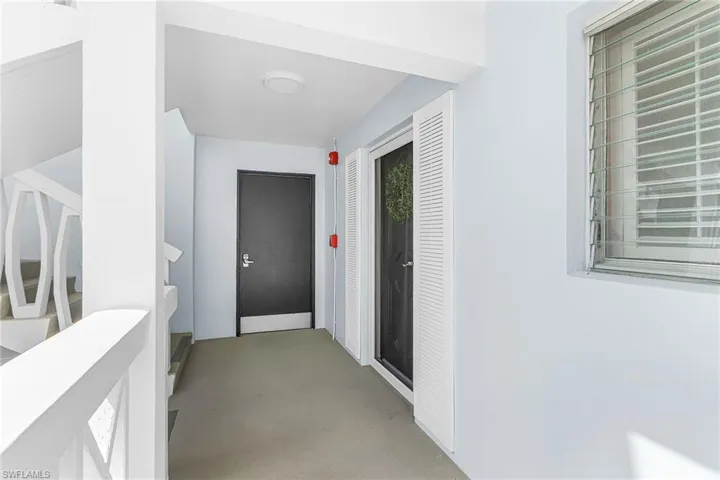 280 2nd Ave S 206, Naples, Florida 34102