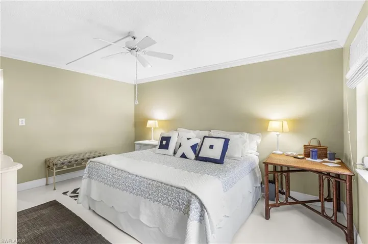 280 2nd Ave S 206, Naples, Florida 34102