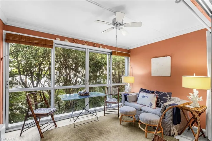 280 2nd Ave S 206, Naples, Florida 34102