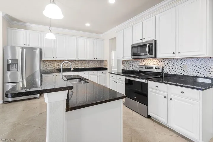 2796  Via Piazza  LOOP, Fort Myers, FL 33905