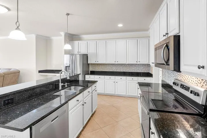 2796  Via Piazza  LOOP, Fort Myers, FL 33905