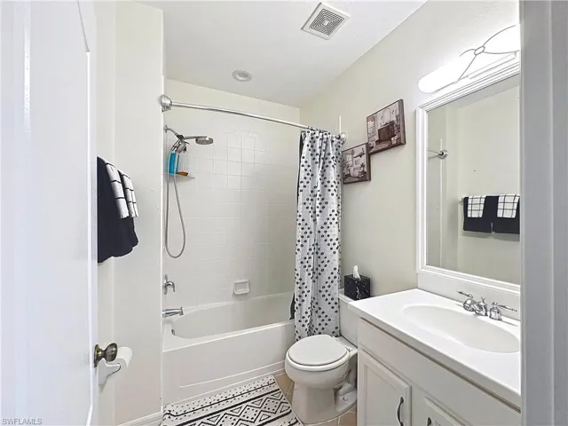 3032 Via Rialto St, Fort Myers, Florida 33905