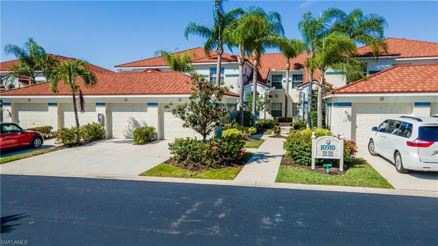 10910 Santa Margherita Rd 102, Estero, Florida 34135