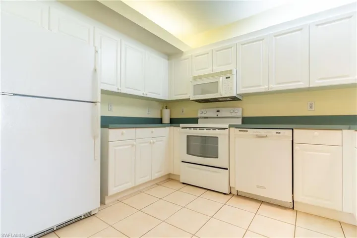 10910 Santa Margherita Rd 102, Estero, Florida 34135