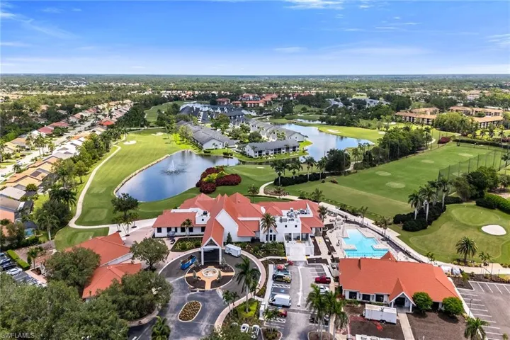 221  Saint James  WAY, Naples, FL 34104