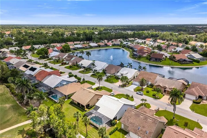 221  Saint James  WAY, Naples, FL 34104
