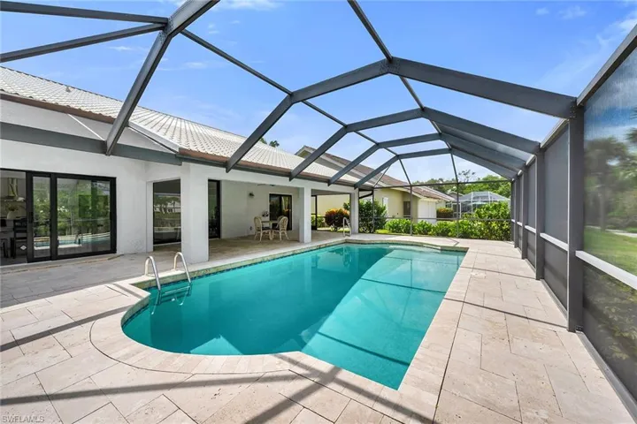 221  Saint James  WAY, Naples, FL 34104