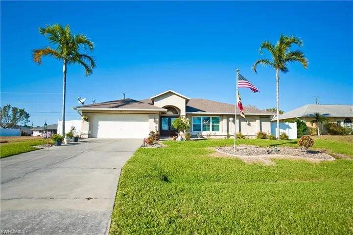 Welcome home to 1315 SW 44th St Cape Coral FL