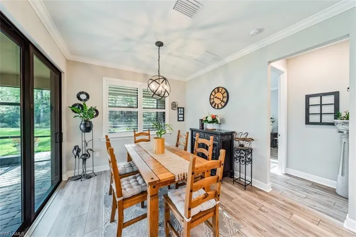 6828  Winding Cypress  DR, Naples, FL 34114