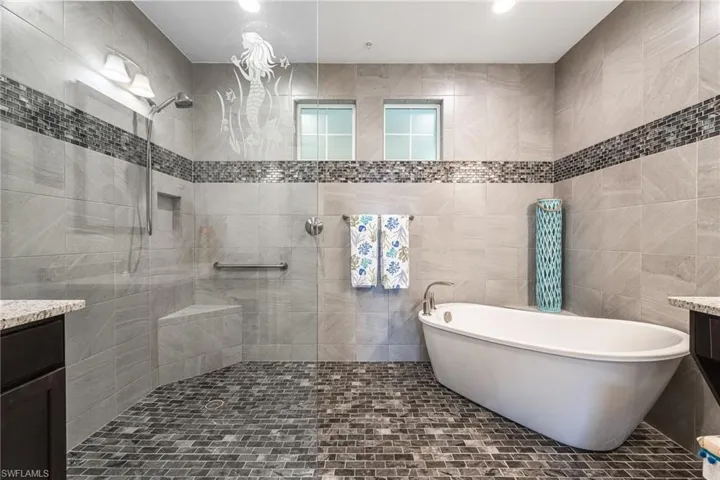 21460 Strada Nuova Cir B214, Estero, Florida 33928