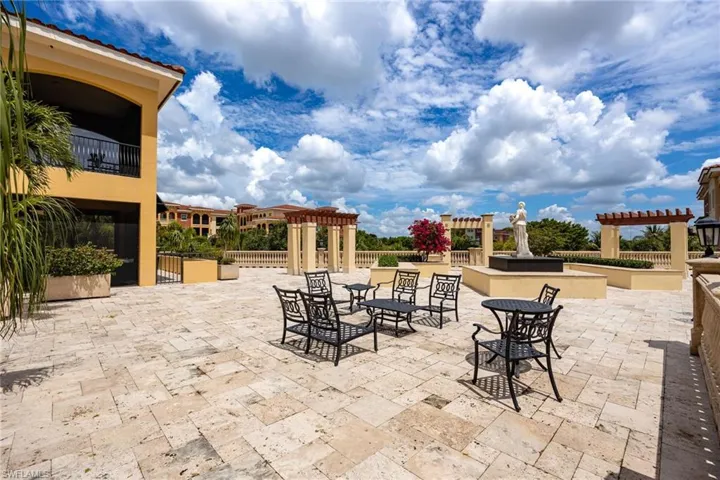 21460 Strada Nuova Cir B214, Estero, Florida 33928