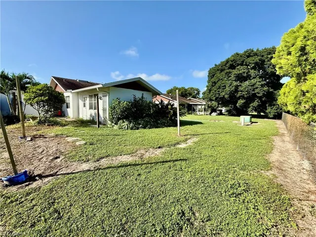 9 Palm Blvd, Lehigh Acres, Florida 33936