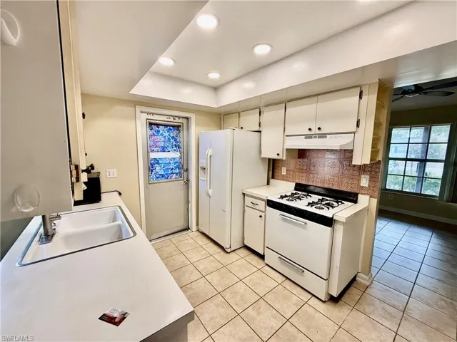 9 Palm Blvd, Lehigh Acres, Florida 33936