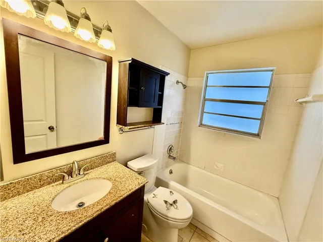 9 Palm Blvd, Lehigh Acres, Florida 33936