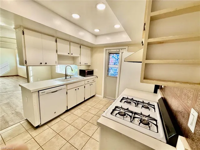 9 Palm Blvd, Lehigh Acres, Florida 33936