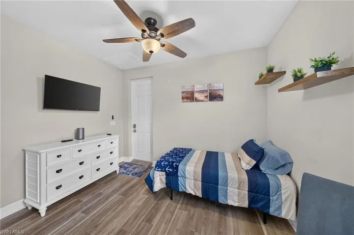 1725 Sw 52nd Ter, Cape Coral, Florida 33914