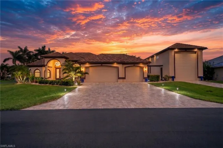 1725 Sw 52nd Ter, Cape Coral, Florida 33914