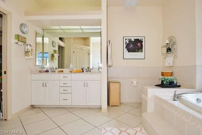4019 NW 12th  ST, Cape Coral, FL 33993