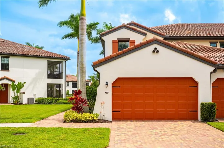 15205 Butler Lake Dr 101, Naples, Florida 34109