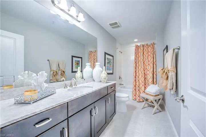 15205 Butler Lake Dr 101, Naples, Florida 34109