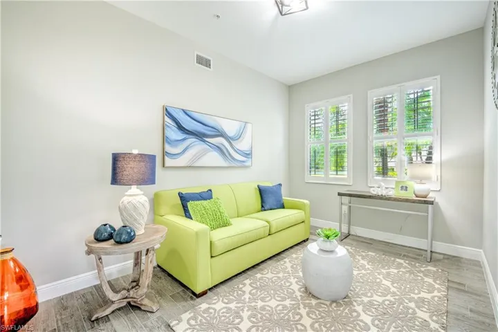 15205 Butler Lake Dr 101, Naples, Florida 34109