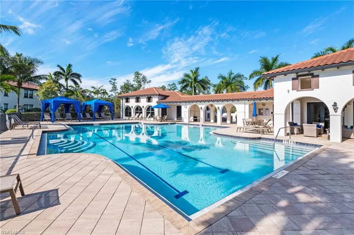 15205 Butler Lake Dr 101, Naples, Florida 34109