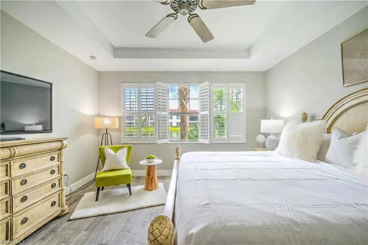 15205 Butler Lake Dr 101, Naples, Florida 34109