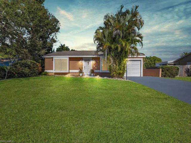 5469  27th SW PL, Naples, FL 34116