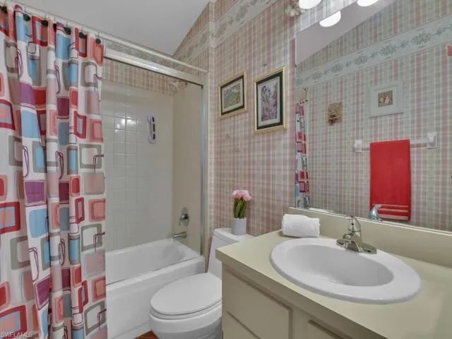 5469  27th SW PL, Naples, FL 34116