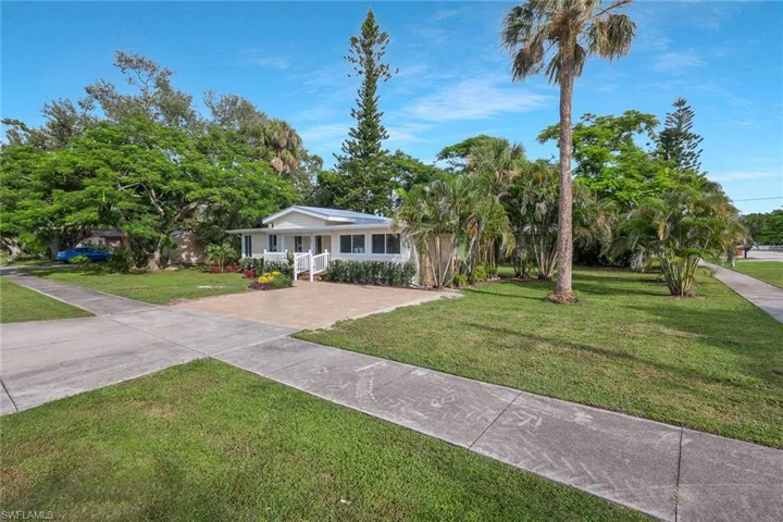 1755 Oakley Ave, Fort Myers, Florida 33901