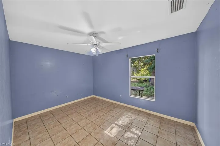 1133/1135 Gordon Ave S, Lehigh Acres, Florida 33973