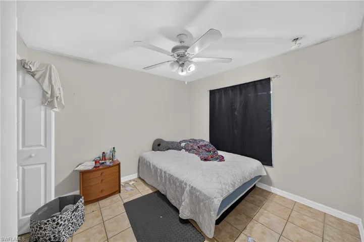 1133/1135 Gordon Ave S, Lehigh Acres, Florida 33973