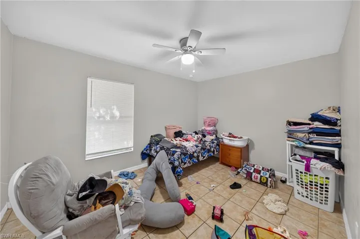 1133/1135 Gordon Ave S, Lehigh Acres, Florida 33973