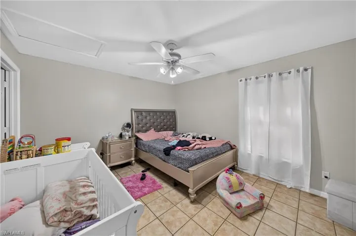 1133/1135 Gordon Ave S, Lehigh Acres, Florida 33973