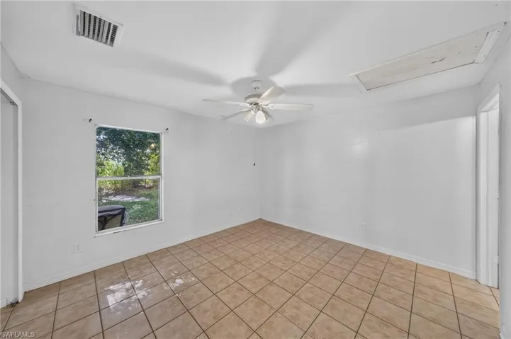 1133/1135 Gordon Ave S, Lehigh Acres, Florida 33973