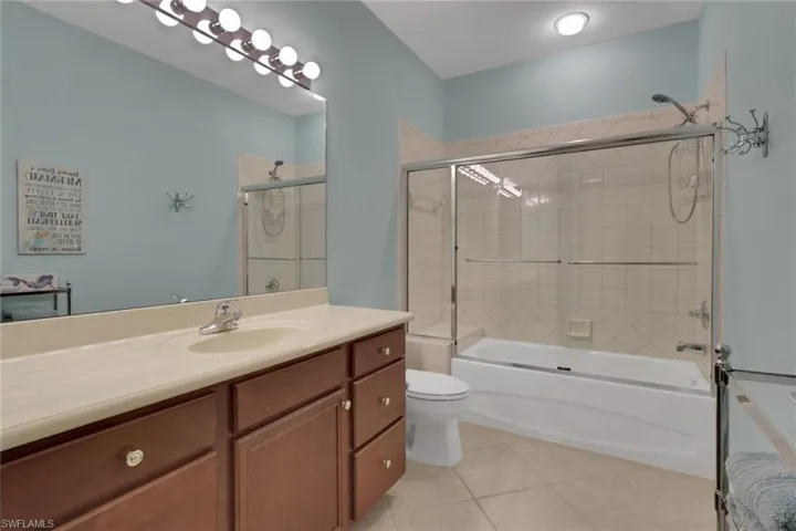 28652 San Lucas Ln 201, Bonita Springs, Florida 34135