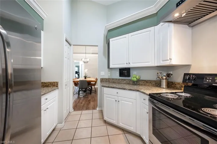 3166  Carriage  CIR, Naples, FL 34105