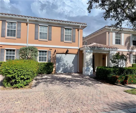 5601 Cove Cir, Naples, Florida 34119