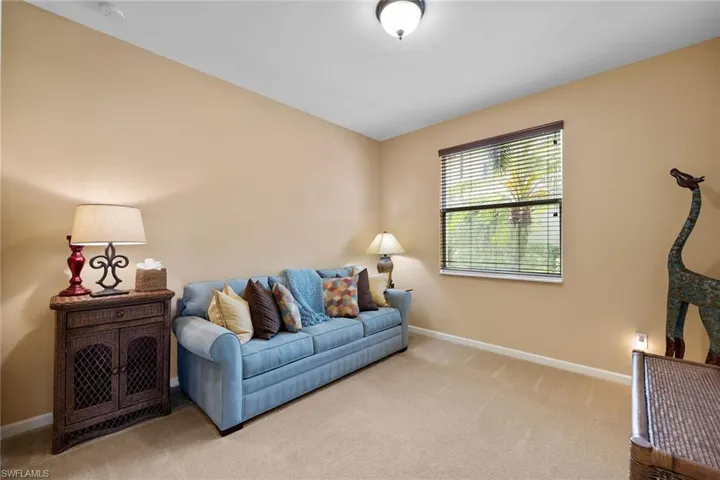 6626  Alden Woods  CIR, Naples, FL 34113