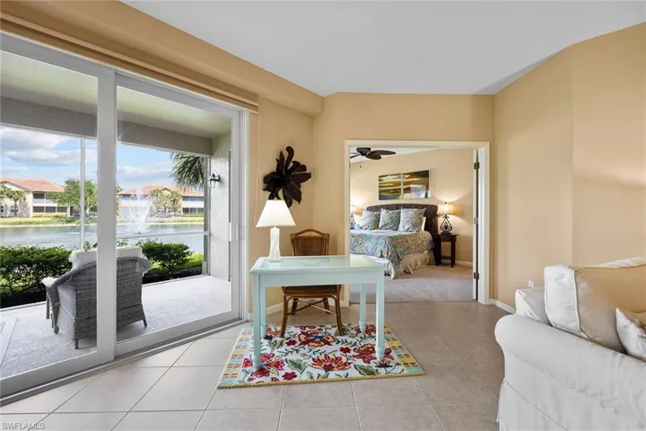 6626  Alden Woods  CIR, Naples, FL 34113