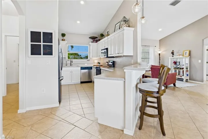 2658 Sw 31st Ln, Cape Coral, Florida 33914