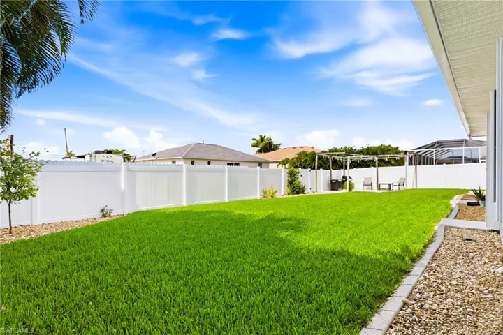 2658 Sw 31st Ln, Cape Coral, Florida 33914
